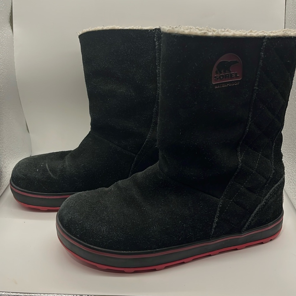Sorel Glacy Waterproof Black Suede Sherpa-Lined Pull On Winter Boots